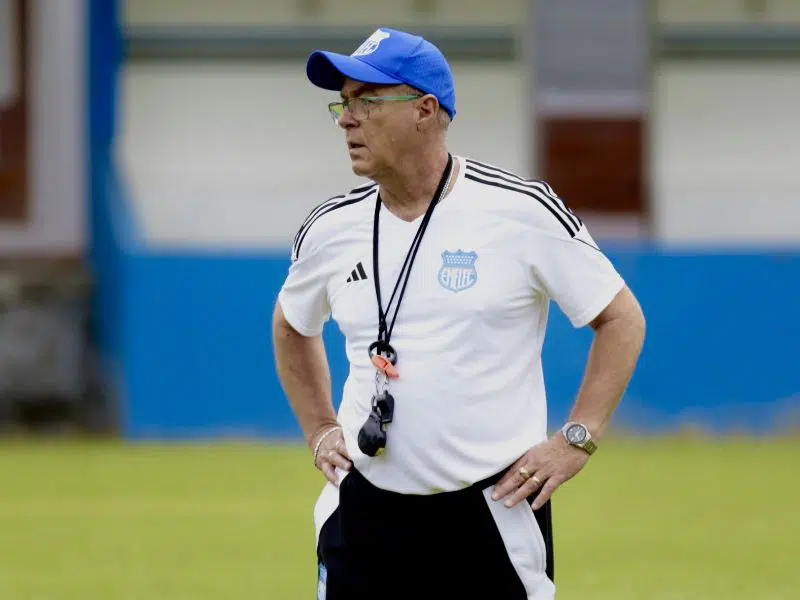 Jorge Célico dirigirá el Clásico, decidido por la directiva