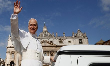 Papa León XIV inicia su pontificado con misa inaugural