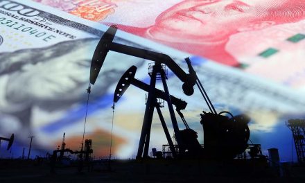 El petróleo cierra su peor mes desde 2021 por la lucha de la OPEP contra ‘los gorrones’ y un aumento sorpresa de producción