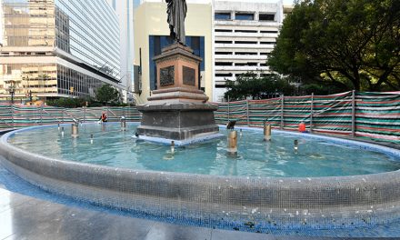 Comenzaron los trabajos de renovación urbana en la histórica Plaza San Francisco