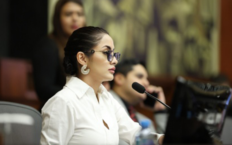 Presidenta Viviana Veloz solicita información al Ministerio de Salud ante la muerte de 8 menores en Morona Santiago