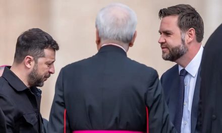 Vicepresidente de EE. UU. se reúne con Zelenski en Roma