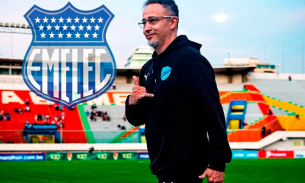 Emelec le ofreció el cargo de entrenador a Flavio Robatto