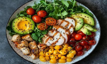 ¿Comer puede prevenir el Alzheimer?: qué alimentos recomienda la ciencia para proteger el cerebro