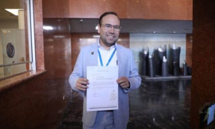 Guido Mendoza propone que el CAL califique los proyectos de ley en un máximo de cinco días