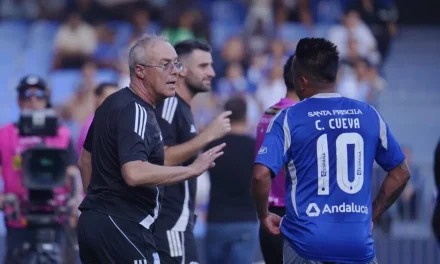Jorge Célico no seguirá como entrenador de Emelec