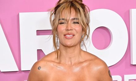Karol G se defiende de las acusaciones de plagio en su álbum ‘Tropicoqueta’