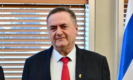 Katz matiza sus palabras: civiles no son objetivo de Israel