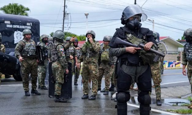 Panamá reporta más de 300 detenidos en violentas protestas