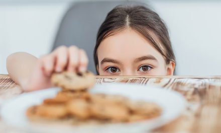 Trastornos alimentarios en adolescentes: señales de alerta y factores de riesgo, según especialistas