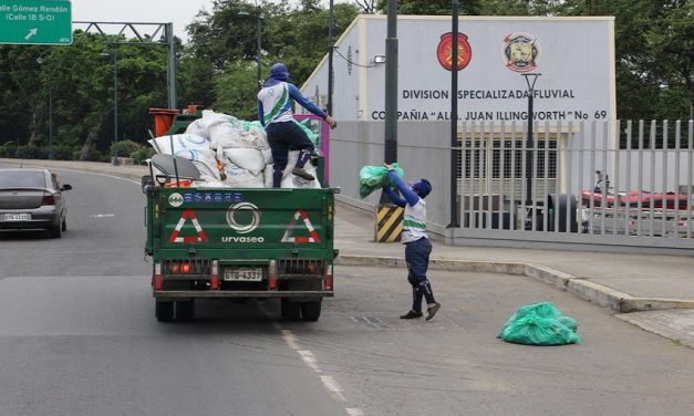 10 toneladas de basura fueron recolectadas tras encuentro entre Ecuador y Brasil