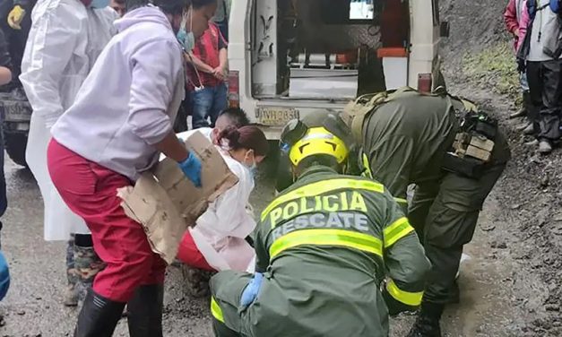 Diez muertos en Colombia por deslizamiento de tierra
