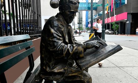 Nueva ubicación de escultura destacará el legado de José Joaquín de Olmedo