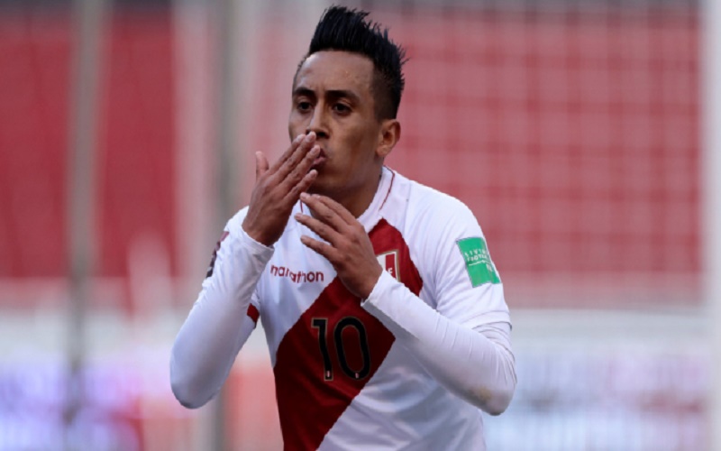 ¡Oficial! Christian Cueva, volante peruano, es anunciado como refuerzo de Emelec