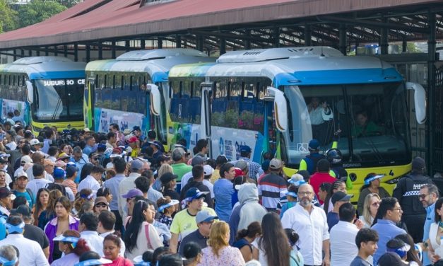 19 años después, el Suburbio se sube a la Metrovía de la mano del alcalde Aquiles Alvarez