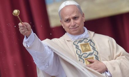 León XIV hereda una Banca Vaticana saneada, pero que necesita seguir haciendo dinero: “Los mercados financieros no tienen piedad”