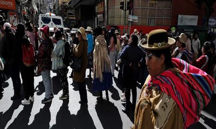 Protestas en Bolivia contra el veto a candidatura de Morales