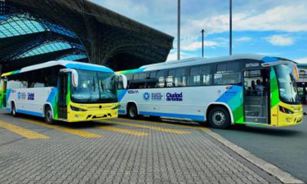 Usuarios de la nueva Troncal 4 recibirán 15 mil tarjetas gratis y tarifa de 30 centavos por 15 días