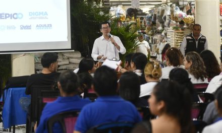 Cientos de comerciantes aprenden nuevas formas de vender gracias al apoyo municipal