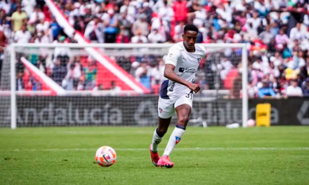 LDU Analiza Oferta Árabe por Daniel de la Cruz: ¿Se Avecina un Fichaje Clave?