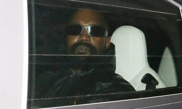 Australia cancela visa a Kanye West por canción sobre Hitler