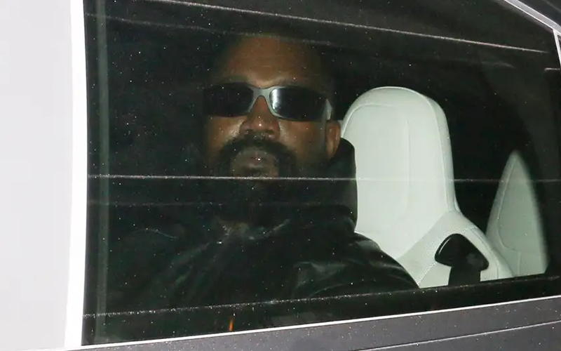 Australia cancela visa a Kanye West por canción sobre Hitler