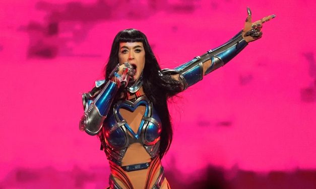 Katy Perry apoya a una niña que tenía miedo de decir que es de México: “Dilo fuerte y orgullosa”