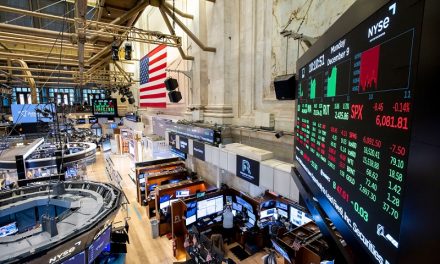 Wall Street prolonga sus máximos con la Fed en el foco