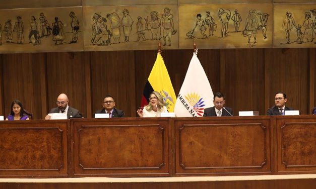Mario Godoy propone reformar criterios de evaluación para jueces y fiscales ante la Comisión de Justicia