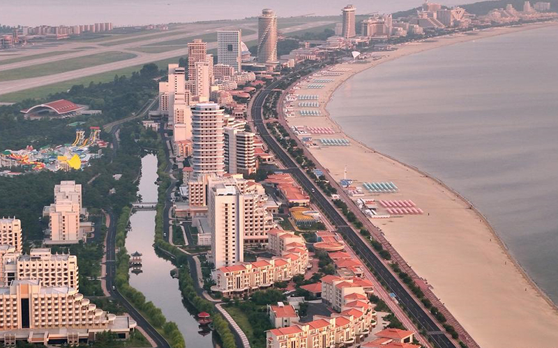 Kim Jon-un visita gigantesco resort para impulsar el turismo